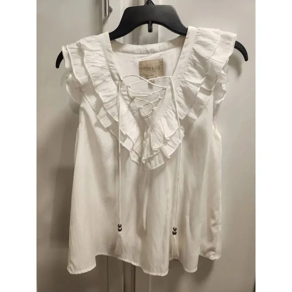 NWOT Moon River Ruffle Lace Up Flowy Top